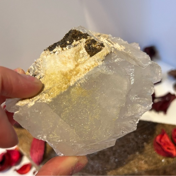 Clear Quartz (Minas Gerais Brazil) - Picture 8 of 13